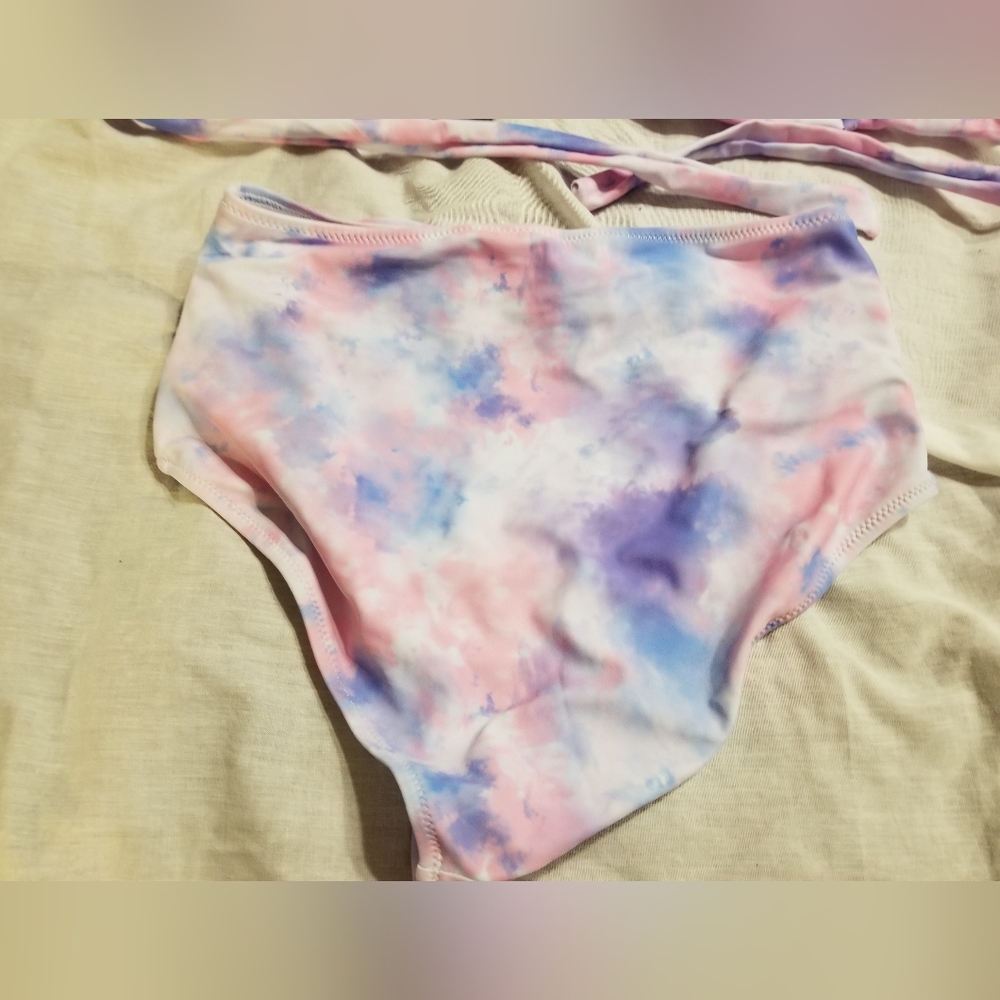 Nwt slimming wrap around bikini medium - Picture 10 of 12